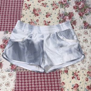 Lululemon shorts size 6
